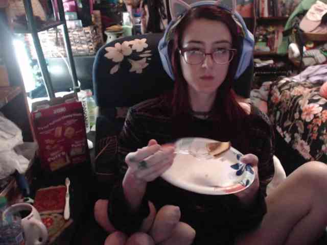 pussyxpaladin webcam