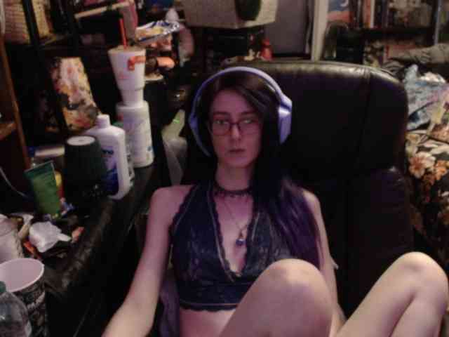 pussyxpaladin webcam