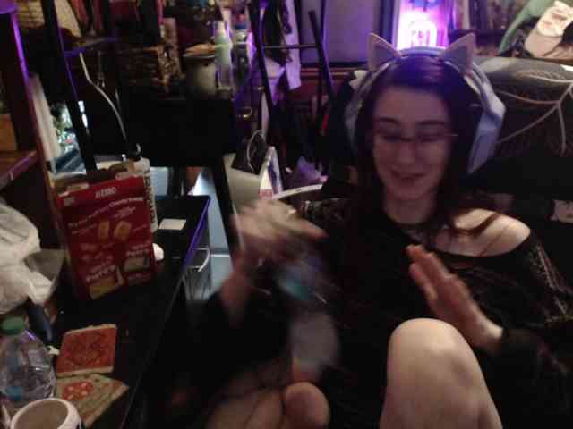 pussyxpaladin webcam
