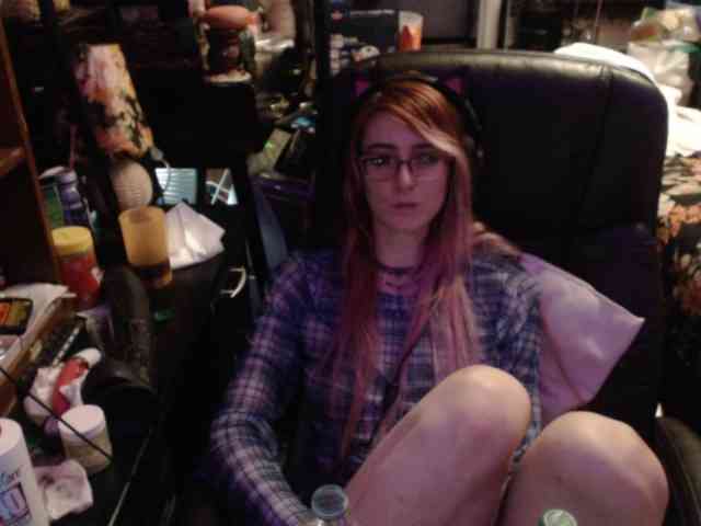 pussyxpaladin webcam
