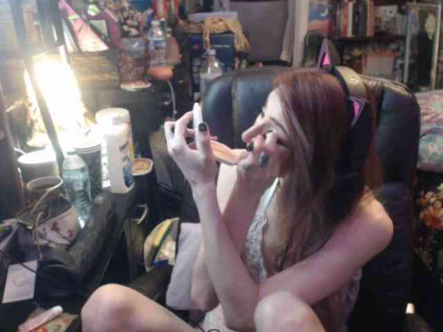 pussyxpaladin webcam