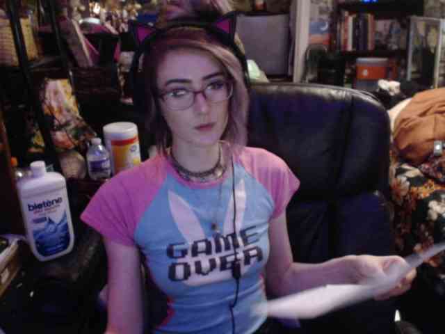 pussyxpaladin webcam