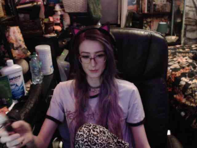 pussyxpaladin webcam