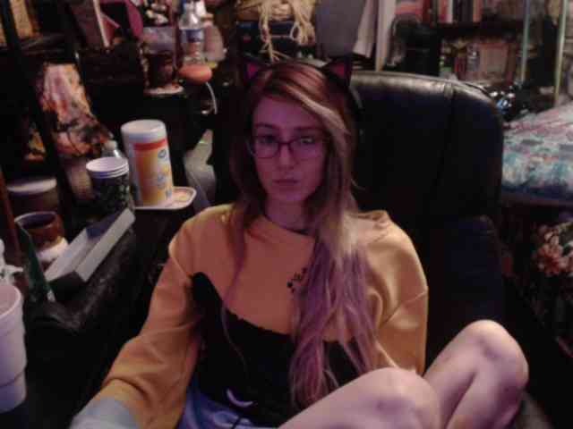 pussyxpaladin webcam