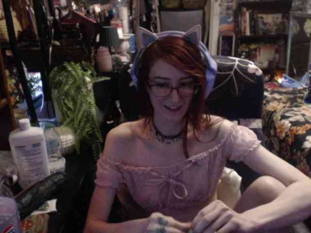 pussyxpaladin webcam