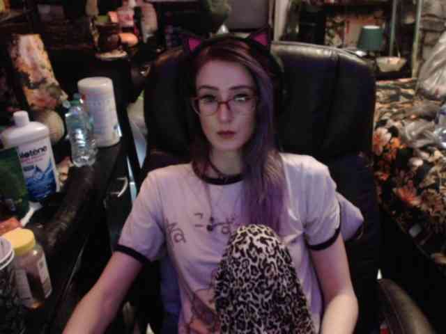 pussyxpaladin webcam