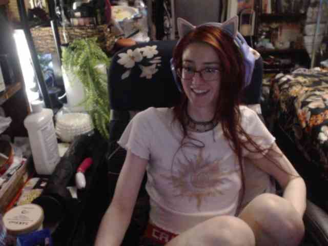 pussyxpaladin webcam