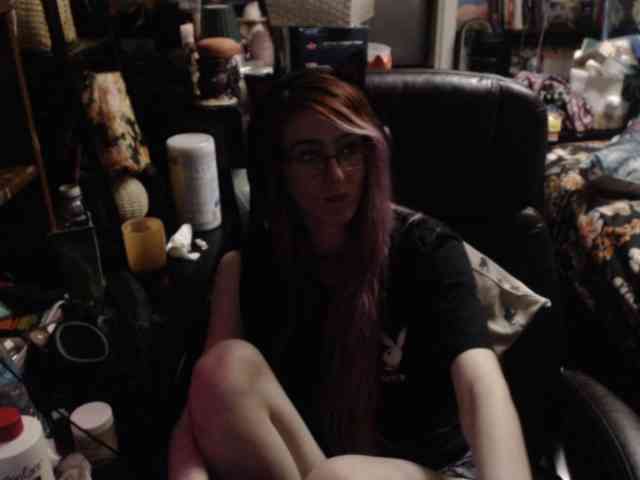 pussyxpaladin's live room