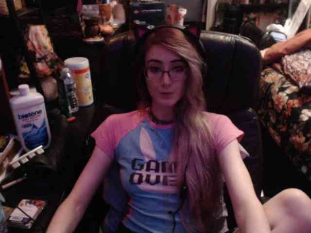 pussyxpaladin webcam