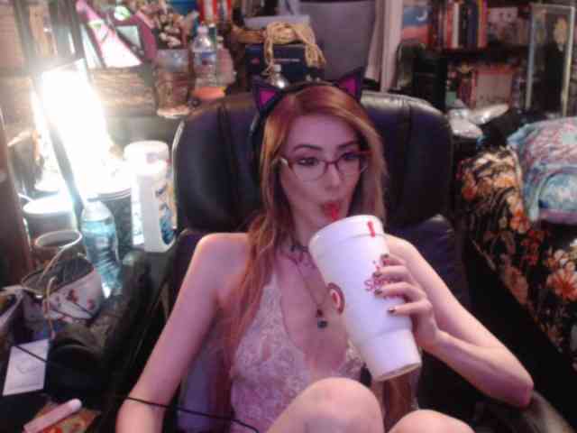 pussyxpaladin webcam