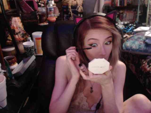pussyxpaladin webcam