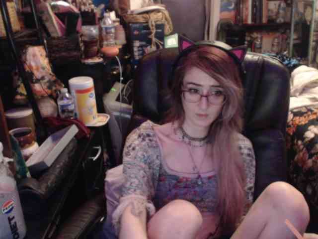 pussyxpaladin webcam