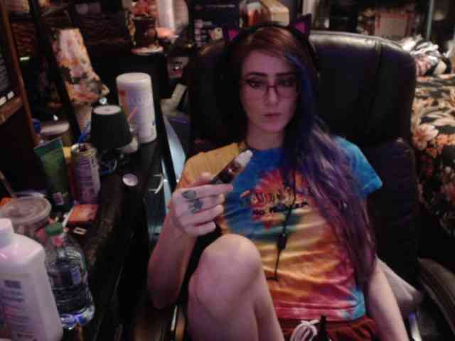 pussyxpaladin's live room