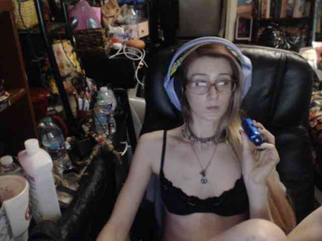 pussyxpaladin webcam