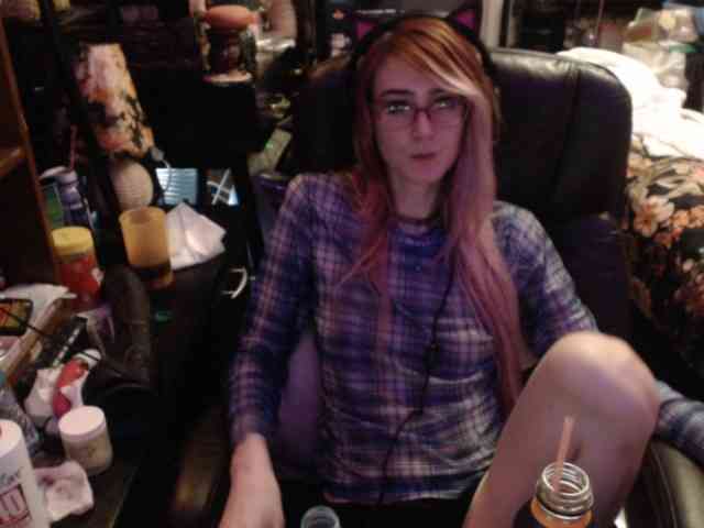 pussyxpaladin webcam