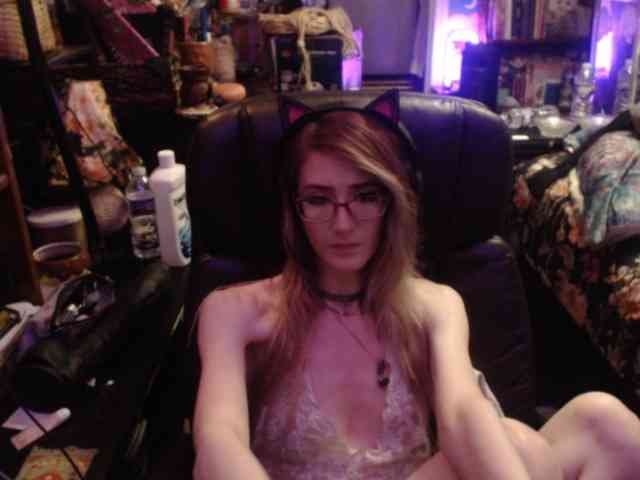 pussyxpaladin webcam