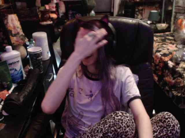 pussyxpaladin webcam