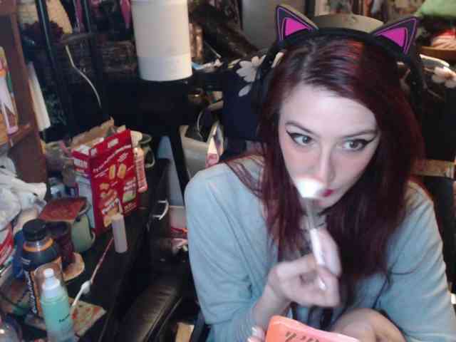 pussyxpaladin webcam