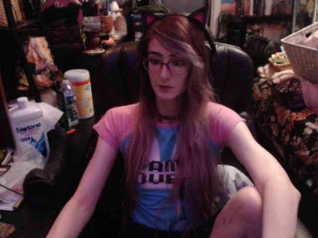pussyxpaladin webcam