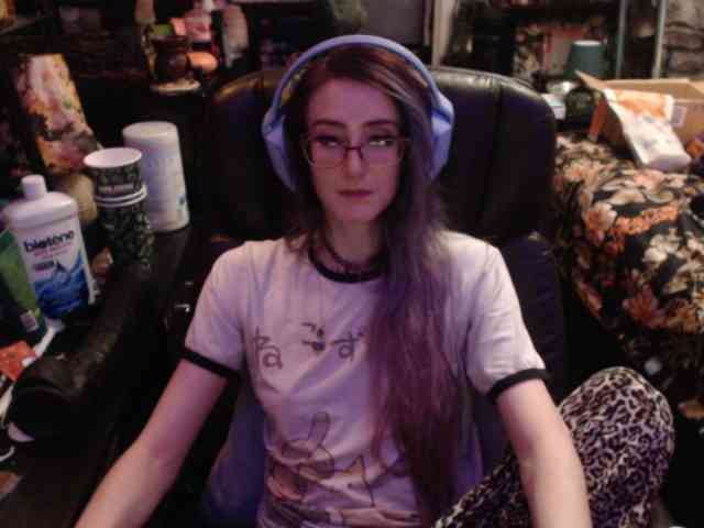 pussyxpaladin webcam