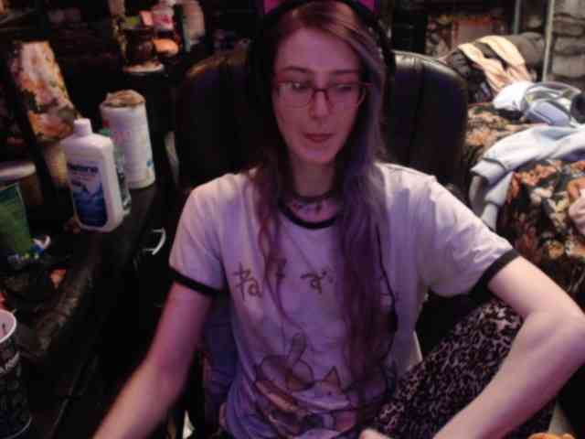 pussyxpaladin webcam