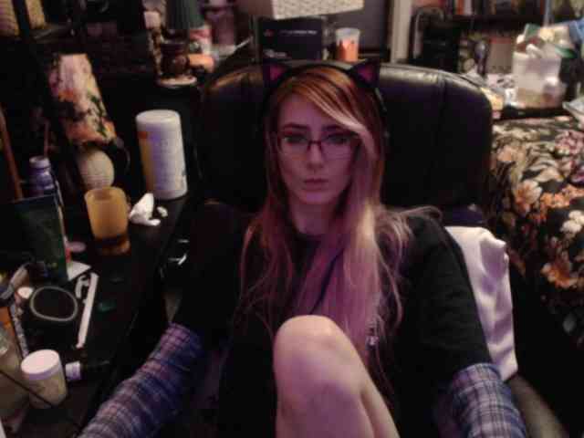 pussyxpaladin webcam