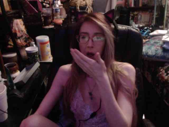 pussyxpaladin webcam