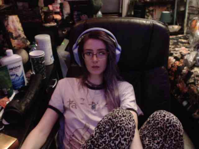 pussyxpaladin webcam