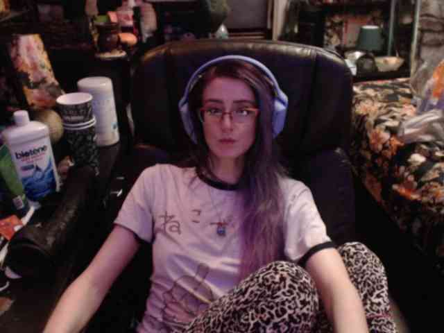 pussyxpaladin webcam