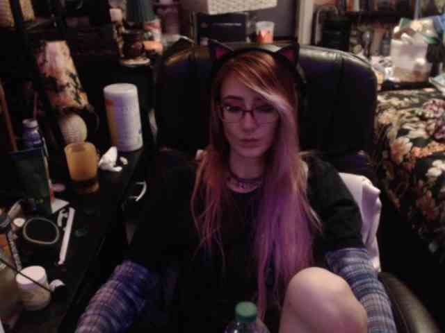 pussyxpaladin webcam