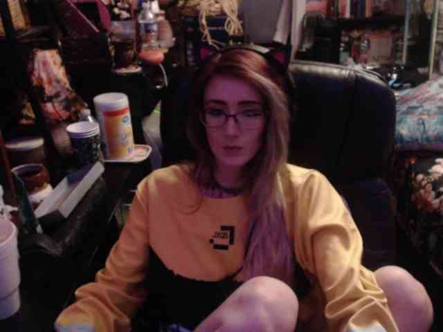 pussyxpaladin webcam