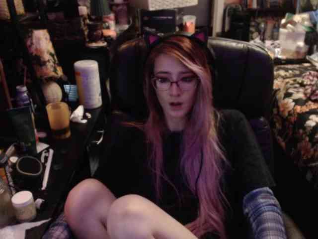 pussyxpaladin webcam
