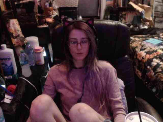 pussyxpaladin webcam
