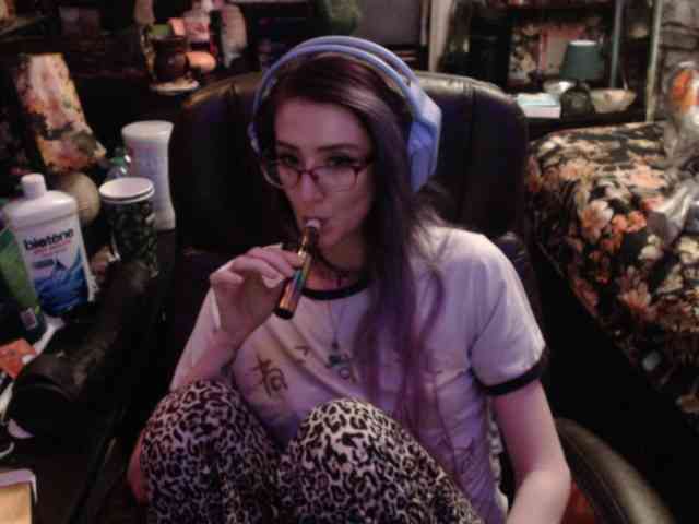 pussyxpaladin webcam