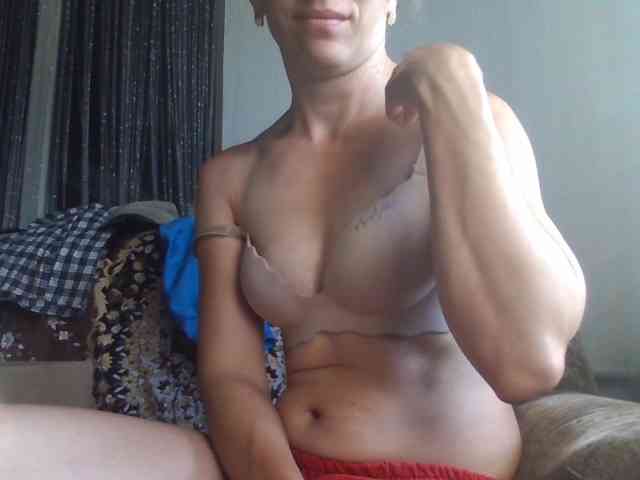 BabyLove4432 webcam