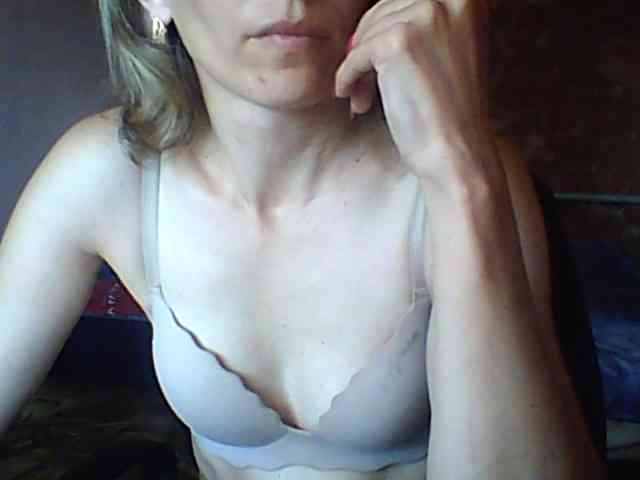 BabyLove4432 webcam