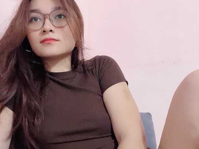 Selena295 live cam on BongaCams