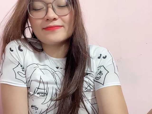 Selena295 live cam on BongaCams
