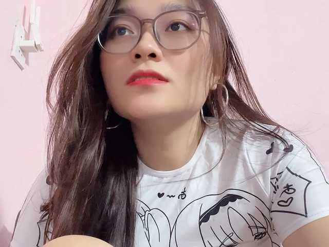 Selena295 live cam on BongaCams