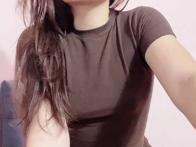 Selena295 live cam on BongaCams