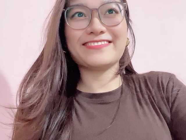 Selena295 live cam on BongaCams