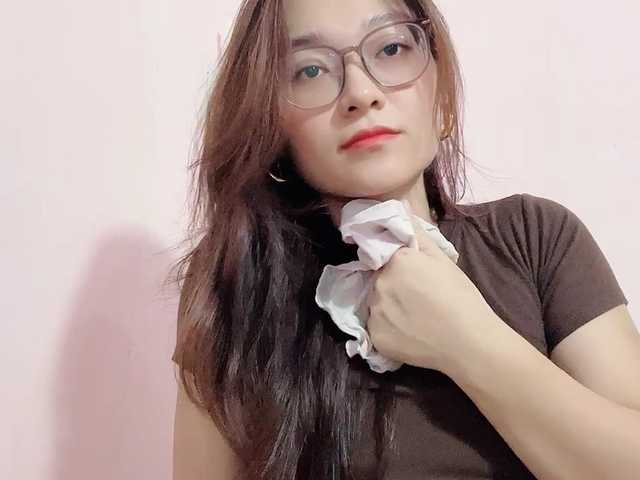 Selena295 live cam on BongaCams