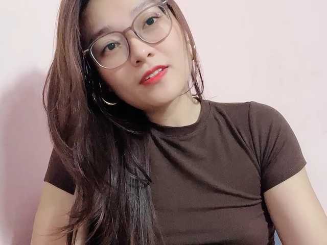 Selena295 live cam on BongaCams