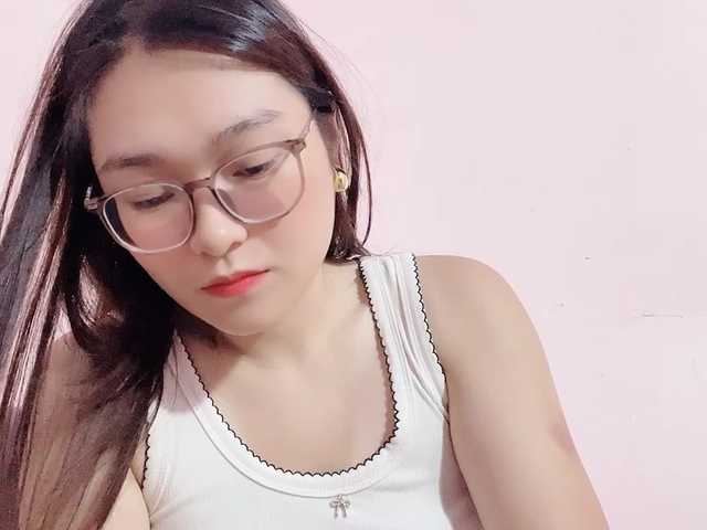 Selena295 live cam on BongaCams