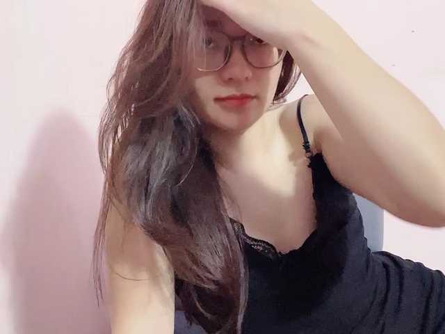 Selena295 live cam on BongaCams