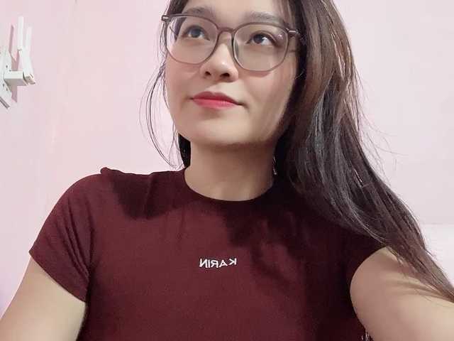 Selena295 live cam on BongaCams