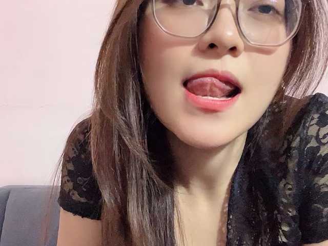 Selena295 live cam