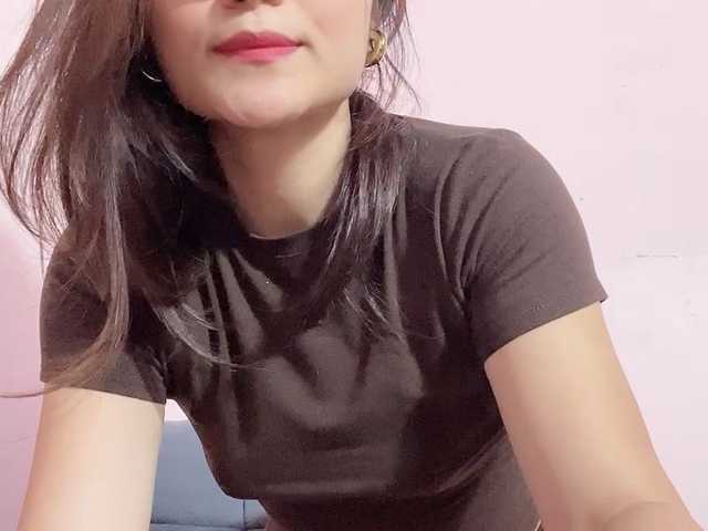 Selena295 live cam on BongaCams