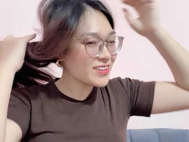 Selena295 live cam on BongaCams