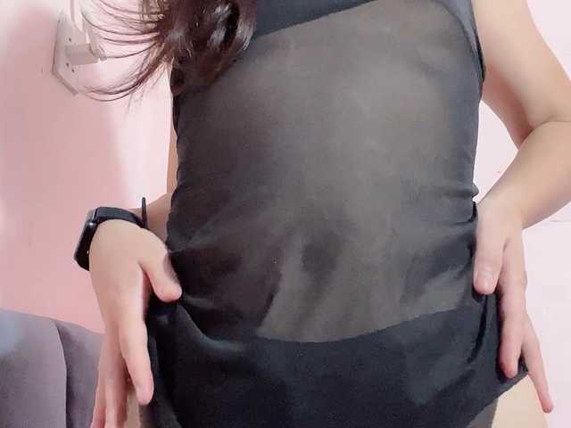 Selena295 live cam on BongaCams